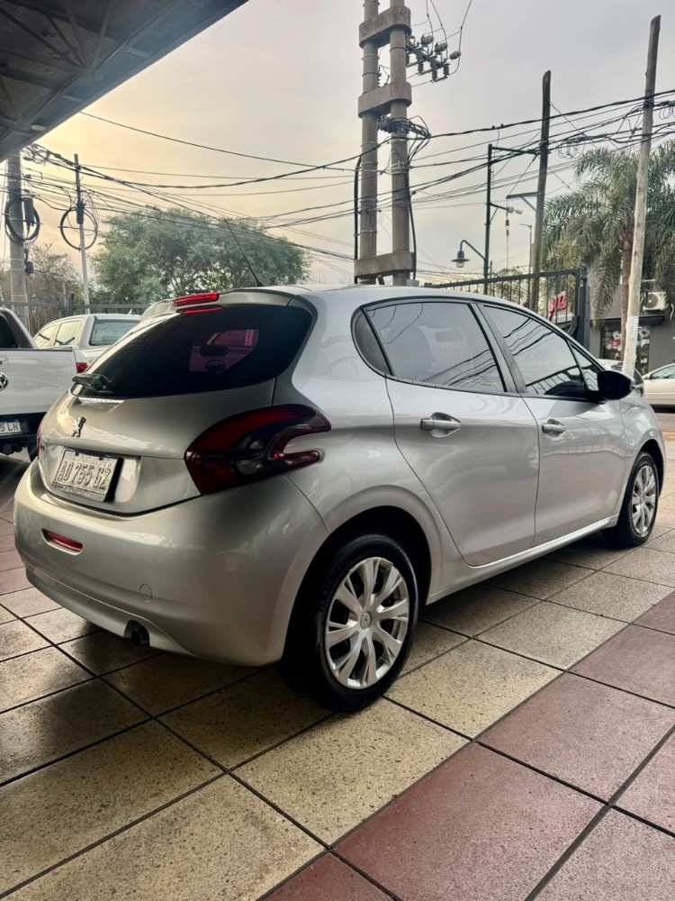 Peugeot 208 Active — foto 4